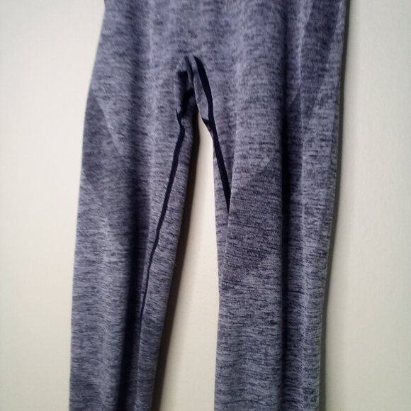 Pink Victoria's Secret Leggings Women XS Seamless Ankle Cropped Mesh Gray - Picture 8 of 15